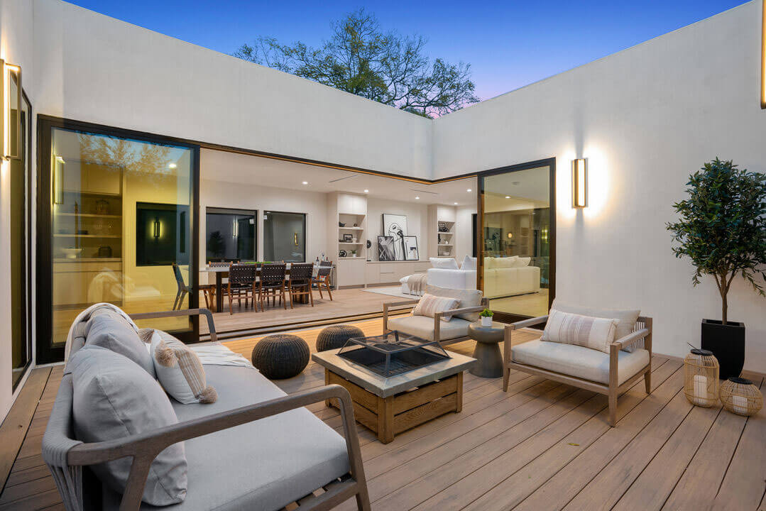 Los Angeles indoor-outdoor living area