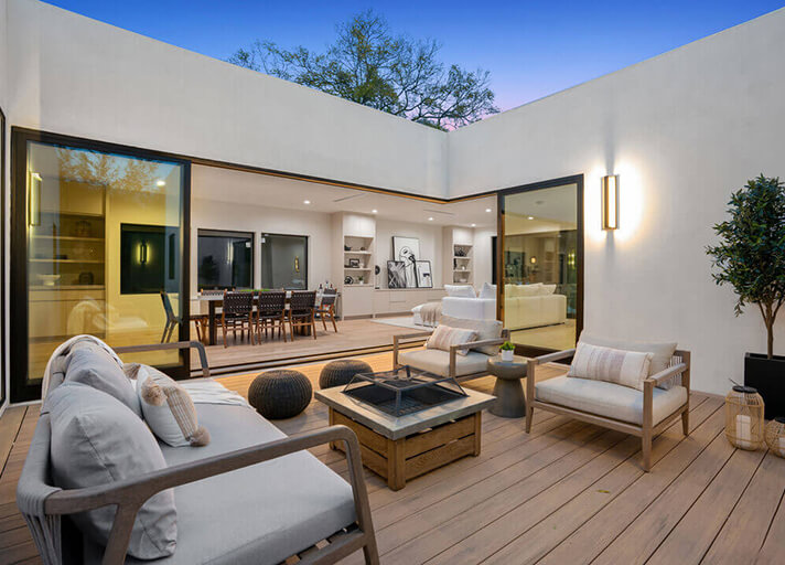 Los Angeles indoor-outdoor living area