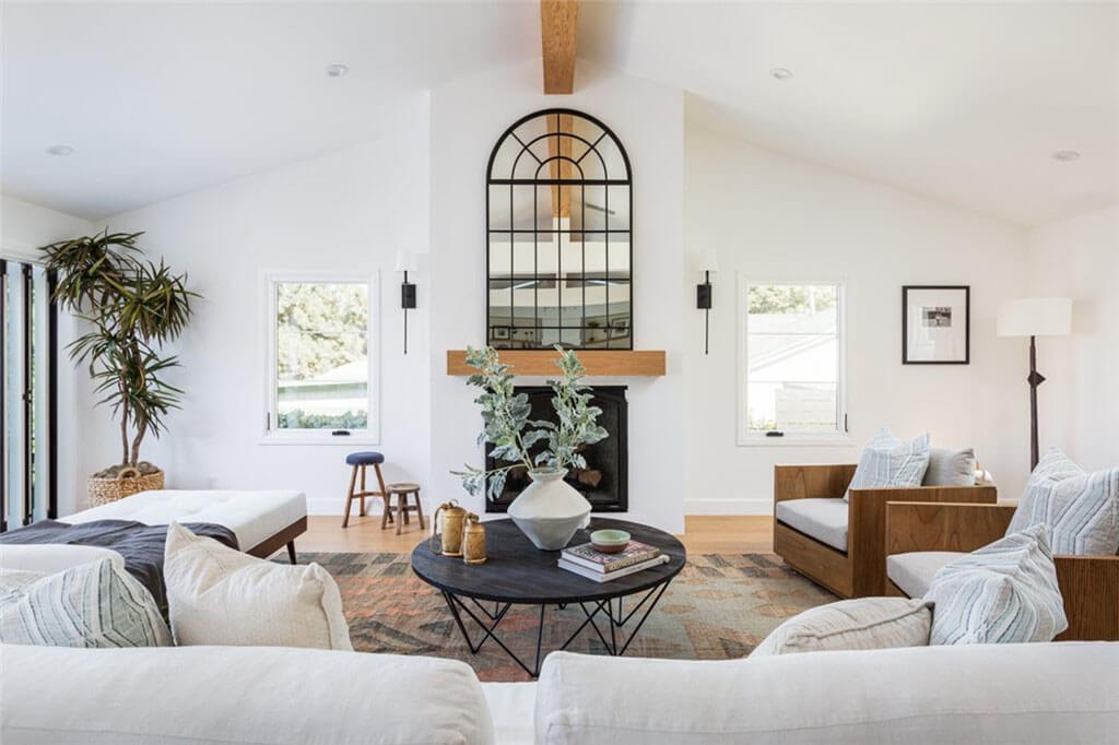 Living area with vaulted ceilings